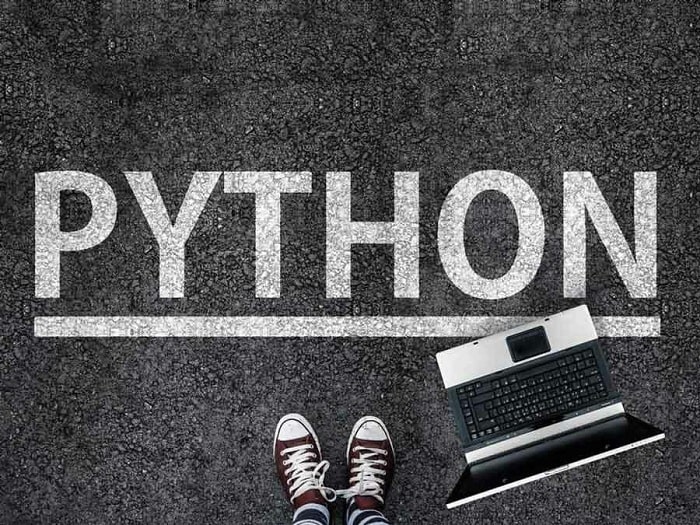 پایتون